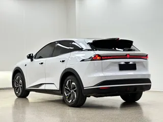 Deepal S07 2026 купить из Китая, цена 3 882 000 ₽ — Suifenhe Auto