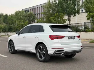 Audi Q3 2023 купить из Китая, цена 3 097 000 ₽ — Suifenhe Auto