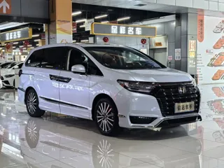 Honda Elysion 2024 купить из Китая, цена 4 975 000 ₽ — Suifenhe Auto