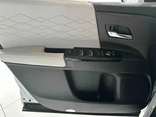Honda Elysion 2024 купить из Китая, цена 5 128 000 ₽ — Suifenhe Auto