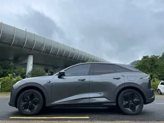 Deepal S07 2024 купить из Китая, цена 3 532 000 ₽ — Suifenhe Auto