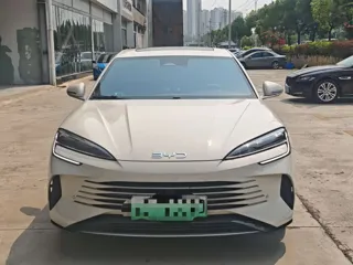 BYD 07 DM-i 2024 купить из Китая, цена 3 194 000 ₽ — Suifenhe Auto