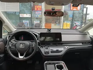 Honda Odyssey 2024 купить из Китая, цена 4 315 000 ₽ — Suifenhe Auto