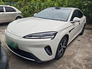 BYD 07 DM-i 2025 купить из Китая, цена 4 184 000 ₽ — Suifenhe Auto