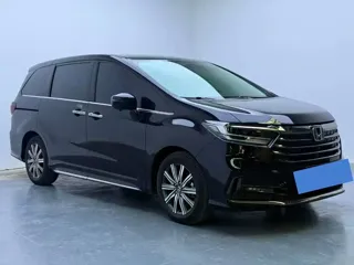 Honda Odyssey 2024 купить из Китая, цена 4 211 000 ₽ — Suifenhe Auto