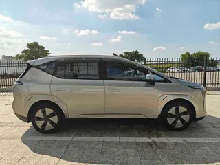 Aion Y 2023 купить из Китая, цена 3 065 000 ₽ — Suifenhe Auto