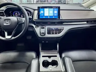 Honda Odyssey 2024 купить из Китая, цена 4 485 000 ₽ — Suifenhe Auto