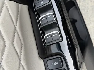 Honda Elysion 2024 купить из Китая, цена 4 534 000 ₽ — Suifenhe Auto