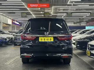 Honda Odyssey 2025 купить из Китая, цена 4 860 000 ₽ — Suifenhe Auto