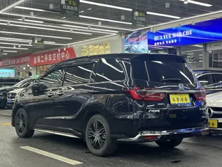 Honda Odyssey 2025 купить из Китая, цена 4 860 000 ₽ — Suifenhe Auto