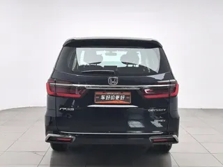 Honda Odyssey 2025 купить из Китая, цена 4 485 000 ₽ — Suifenhe Auto