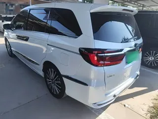 Honda Elysion 2024 купить из Китая, цена 4 657 000 ₽ — Suifenhe Auto