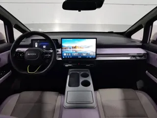 Aion Y 2023 купить из Китая, цена 3 337 000 ₽ — Suifenhe Auto