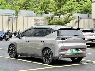 Aion Y 2023 купить из Китая, цена 2 947 000 ₽ — Suifenhe Auto