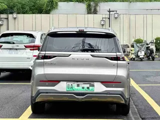 Aion Y 2023 купить из Китая, цена 2 947 000 ₽ — Suifenhe Auto