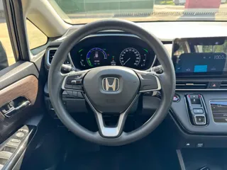Honda Odyssey 2024 купить из Китая, цена 4 201 000 ₽ — Suifenhe Auto