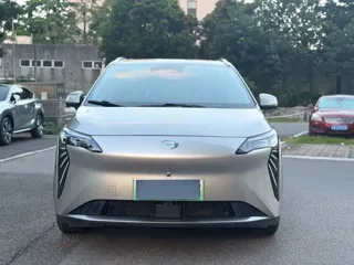 Aion Y 2023 купить из Китая, цена 3 174 000 ₽ — Suifenhe Auto