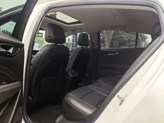 Buick Regal 2024 купить из Китая, цена 2 686 000 ₽ — Suifenhe Auto