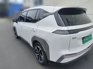 Aion Y 2025 купить из Китая, цена 1 803 000 ₽ — Suifenhe Auto
