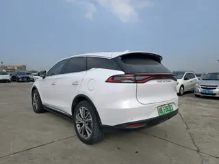 BYD Tang 2019 купить из Китая, цена 4 403 000 ₽ — Suifenhe Auto
