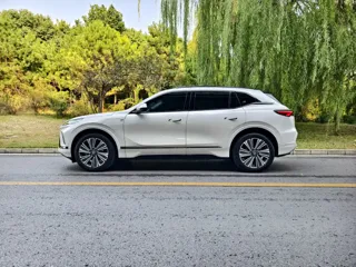 Buick E5 2026 купить из Китая, цена 3 895 000 ₽ — Suifenhe Auto