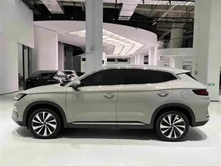 BYD Song PLUS NEV 2023 купить из Китая, цена 4 109 000 ₽ — Suifenhe Auto