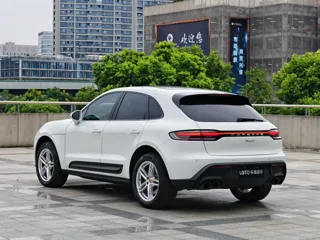 Porsche Macan 2024 купить из Китая, цена 8 394 000 ₽ — Suifenhe Auto