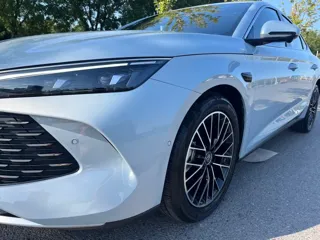 BYD Qin 2025 купить из Китая, цена 3 117 000 ₽ — Suifenhe Auto