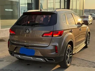 Bestune X40 2018 купить из Китая, цена 1 058 000 ₽ — Suifenhe Auto