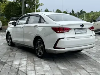 BAIC EU5 2019 купить из Китая, цена 2 502 000 ₽ — Suifenhe Auto