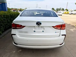 BAIC EU5 2021 купить из Китая, цена 2 914 000 ₽ — Suifenhe Auto