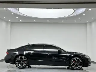 Audi A7L 2024 купить из Китая, цена 7 128 000 ₽ — Suifenhe Auto