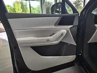 Denza Denza 2025 купить из Китая, цена 8 473 000 ₽ — Suifenhe Auto