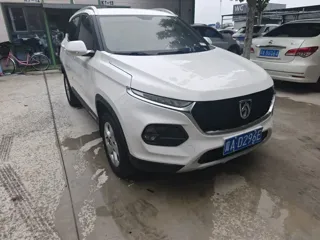 Baojun 510 2020 купить из Китая, цена 1 131 000 ₽ — Suifenhe Auto