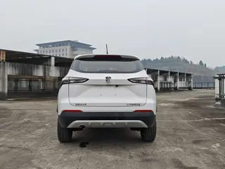 Baojun 510 2020 купить из Китая, цена 1 131 000 ₽ — Suifenhe Auto