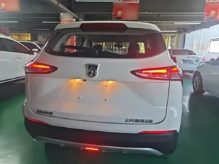 Baojun 510 2020 купить из Китая, цена 1 275 000 ₽ — Suifenhe Auto