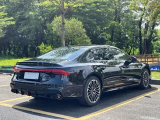 Audi A7L 2025 купить из Китая, цена 6 569 000 ₽ — Suifenhe Auto