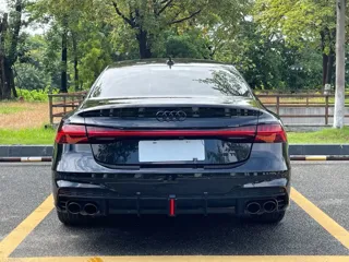 Audi A7L 2025 купить из Китая, цена 6 569 000 ₽ — Suifenhe Auto