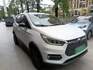 BYD Yuan NEV 2019 купить из Китая, цена 2 693 000 ₽ — Suifenhe Auto
