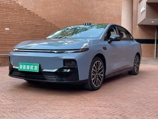 Leapmotor B01 2025 купить из Китая, цена 3 023 000 ₽ — Suifenhe Auto