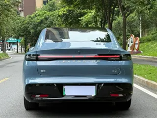 Leapmotor B01 2025 купить из Китая, цена 2 950 000 ₽ — Suifenhe Auto