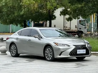 Lexus ES 2024 купить из Китая, цена 7 291 000 ₽ — Suifenhe Auto