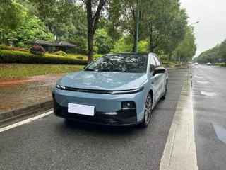 Leapmotor B01 2025 купить из Китая, цена 1 507 000 ₽ — Suifenhe Auto