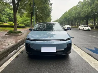 Leapmotor B01 2025 купить из Китая, цена 1 507 000 ₽ — Suifenhe Auto