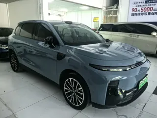 Leapmotor B10 2025 купить из Китая, цена 2 968 000 ₽ — Suifenhe Auto