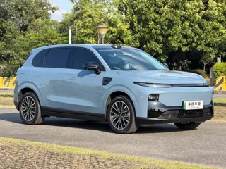 Leapmotor B10 2025 купить из Китая, цена 2 968 000 ₽ — Suifenhe Auto