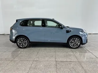 Leapmotor B10 2025 купить из Китая, цена 3 077 000 ₽ — Suifenhe Auto