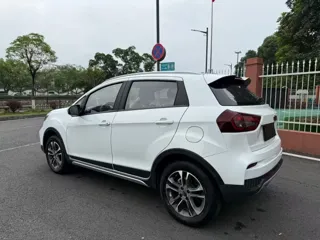 Geely X3 2020 купить из Китая, цена 1 042 000 ₽ — Suifenhe Auto