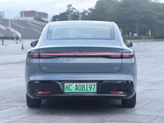 Leapmotor B01 2025 купить из Китая, цена 2 760 000 ₽ — Suifenhe Auto