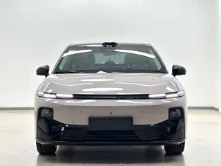 Leapmotor B01 2025 купить из Китая, цена 3 099 000 ₽ — Suifenhe Auto